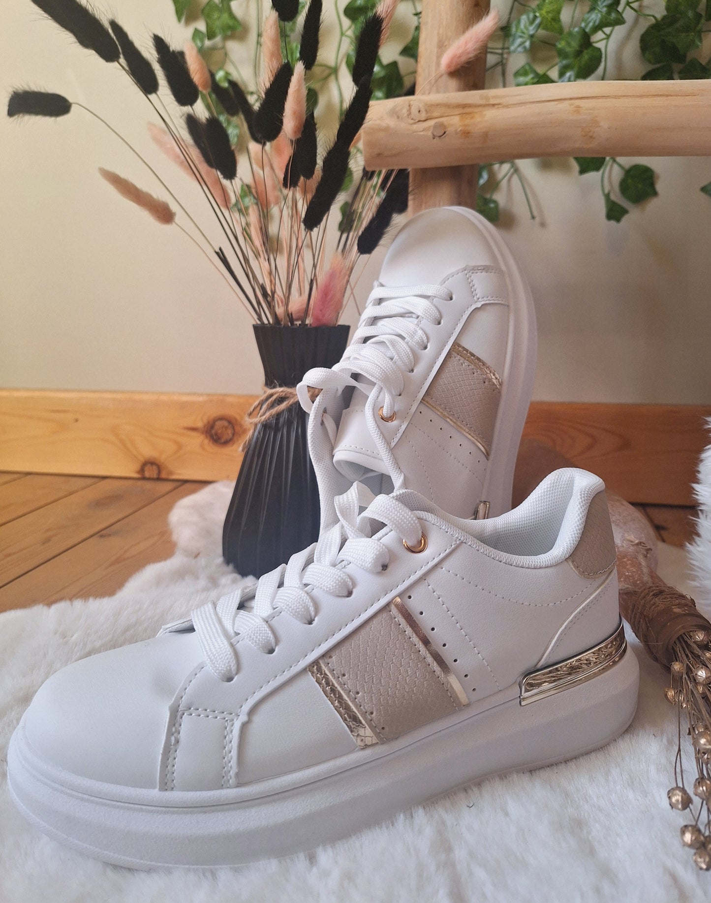 Olivia Sneaker | Beige
