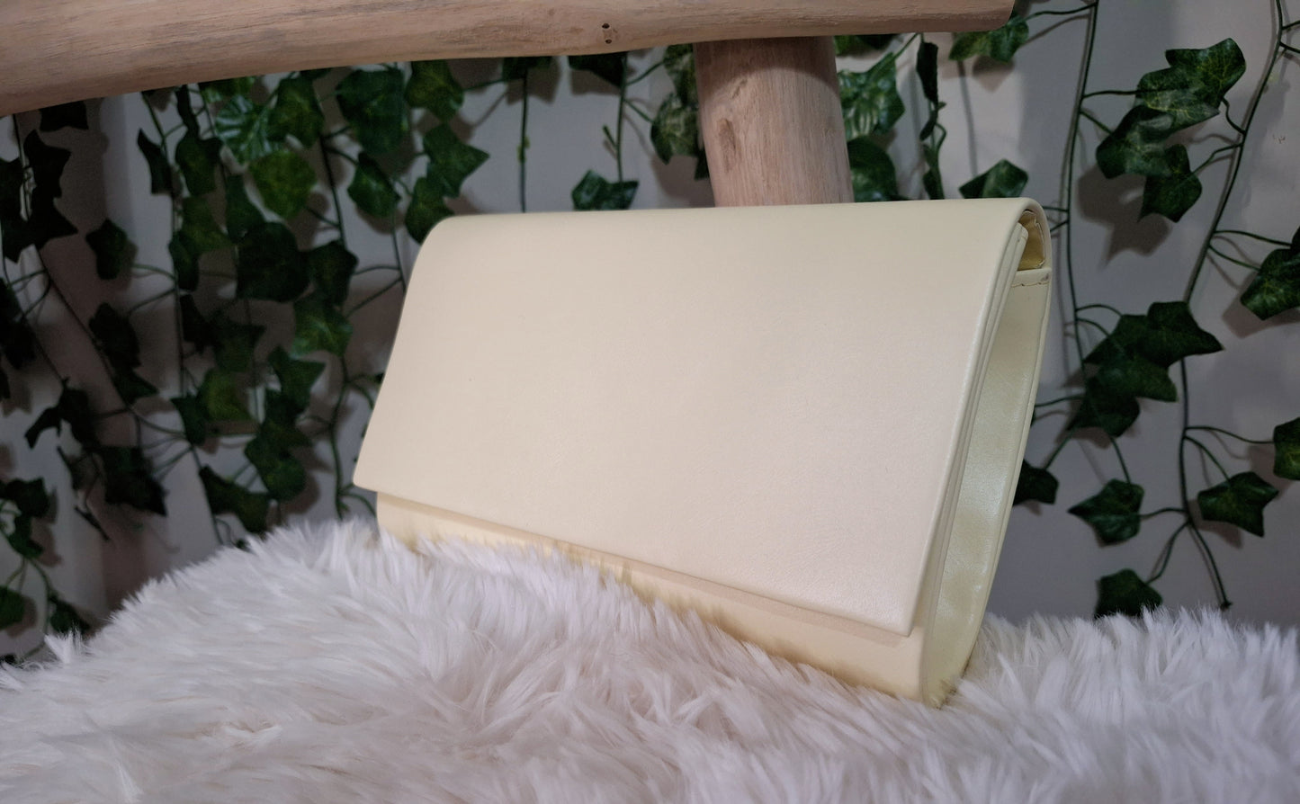 Inello Clutch | Off White