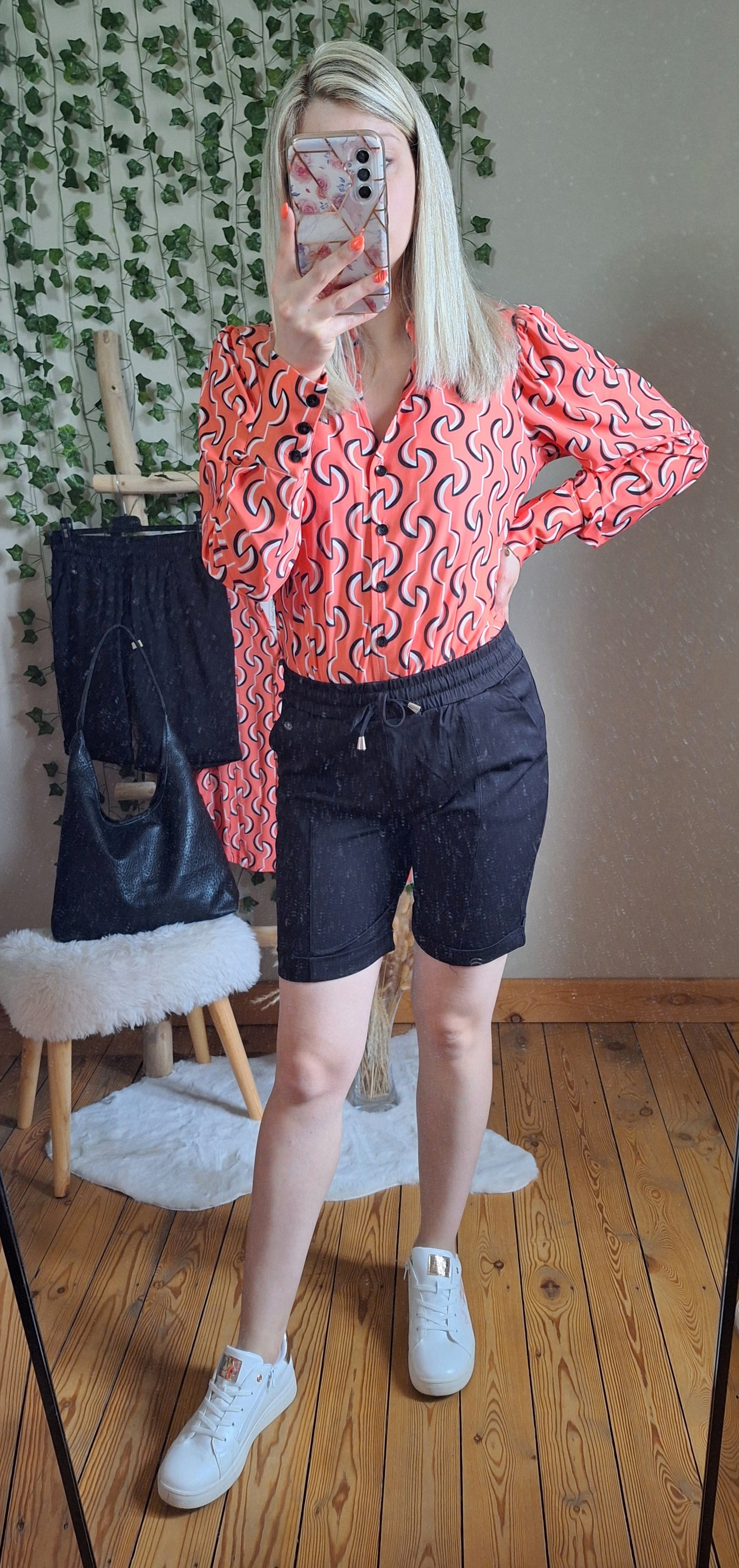 Helena Short | Zwart