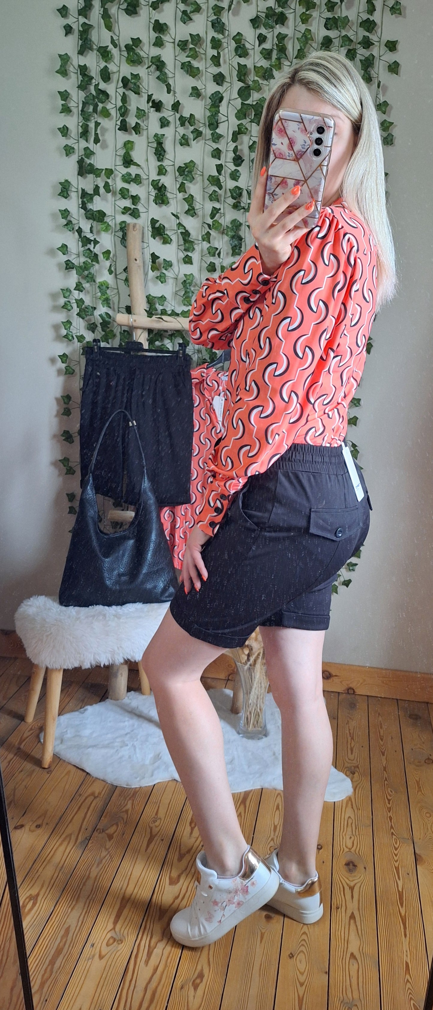 Helena Short | Zwart